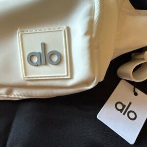 New Alo Cream Crossbody Bag